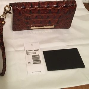 Brahmin Debra Wallet